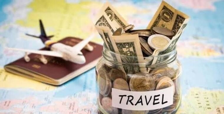 Smart Ways to Save Money While Traveling Abroad