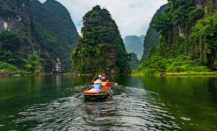 Complete First-Timer’s Guide to Backpacking in Vietnam